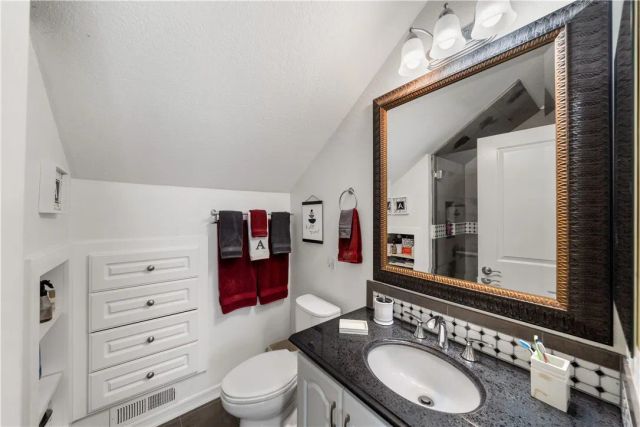 215 N Avenida Segovia, Anaheim Hills, CA 92808