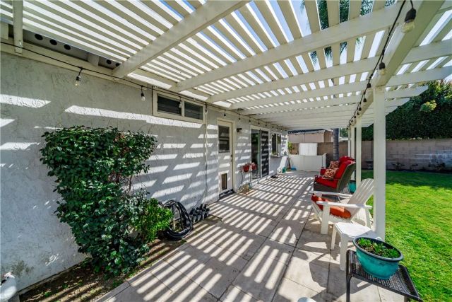 215 N Avenida Segovia, Anaheim Hills, CA 92808