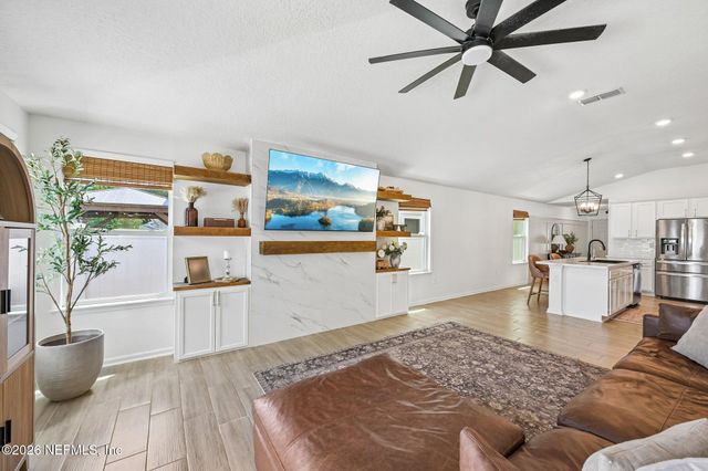 3218 LITTLE FAWN Lane, Green Cove Springs, FL 32043