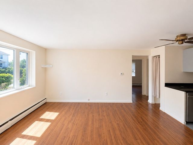 194 Lexignton St U1, Watertown, MA 02472