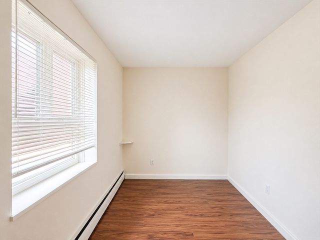 194 Lexignton St U1, Watertown, MA 02472