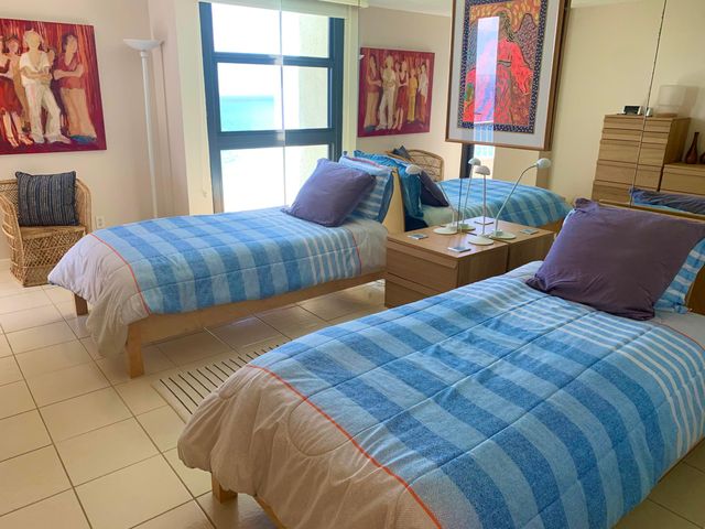 5540 N Ocean Drive Ph-a, Riviera Beach, FL 33404