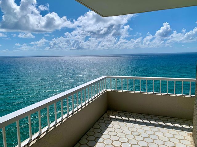 5540 N Ocean Drive Ph-a, Riviera Beach, FL 33404