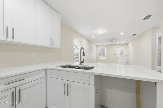 1058 W 17TH Street, Jacksonville, FL 32209