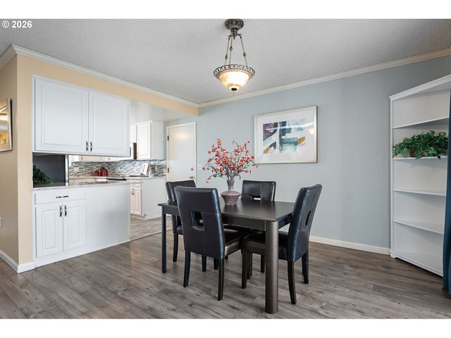 12430 Sw KING GEORGE Dr, King City, OR 97224