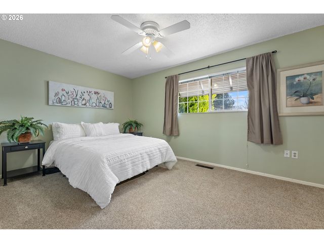 12430 Sw KING GEORGE Dr, King City, OR 97224