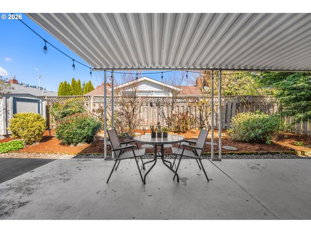 12430 Sw KING GEORGE Dr, King City, OR 97224