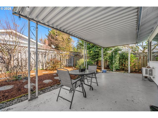 12430 Sw KING GEORGE Dr, King City, OR 97224