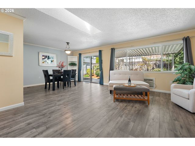 12430 Sw KING GEORGE Dr, King City, OR 97224