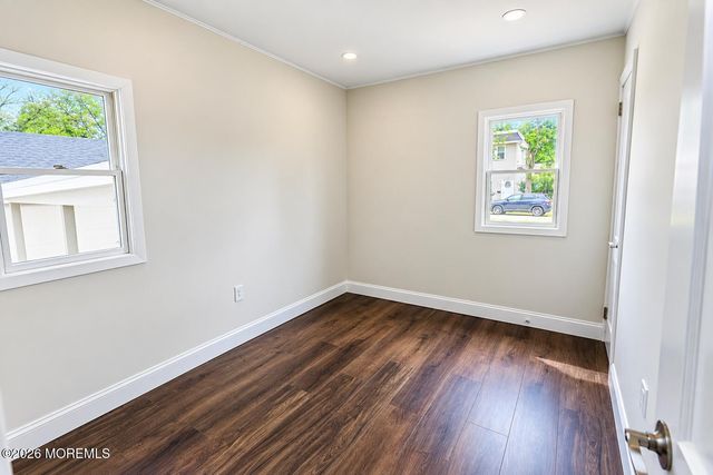 856 E Concourse, Aberdeen, NJ 07735