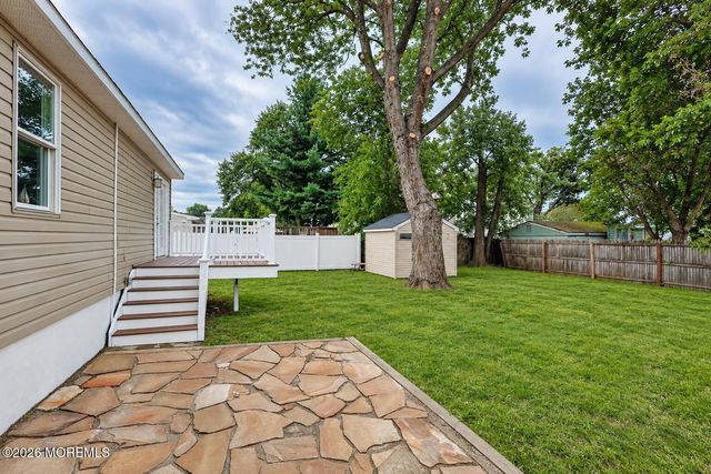 856 E Concourse, Aberdeen, NJ 07735