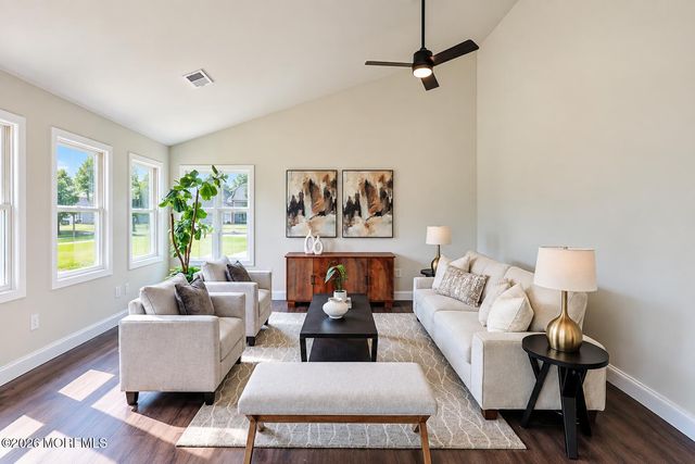 856 E Concourse, Aberdeen, NJ 07735