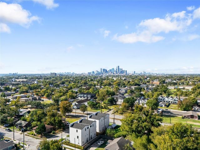 5507 Hershe Street, Houston, TX 77020