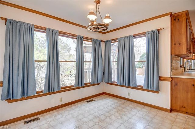 1664 Grey Friars CHSE, Virginia Beach, VA 23456