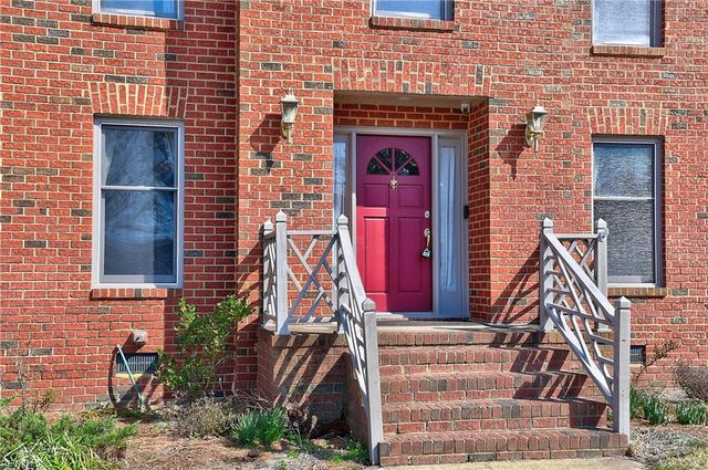 1664 Grey Friars CHSE, Virginia Beach, VA 23456