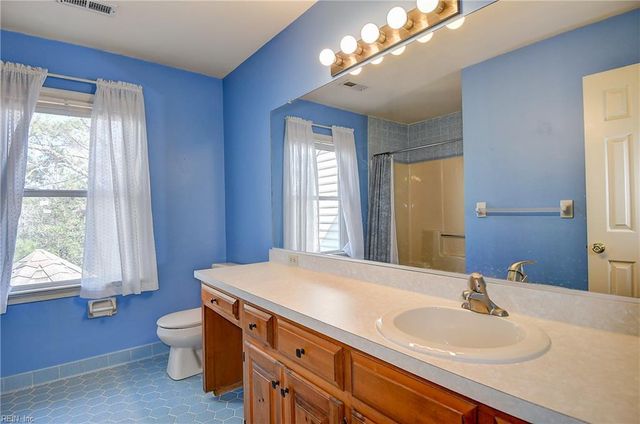 1664 Grey Friars CHSE, Virginia Beach, VA 23456