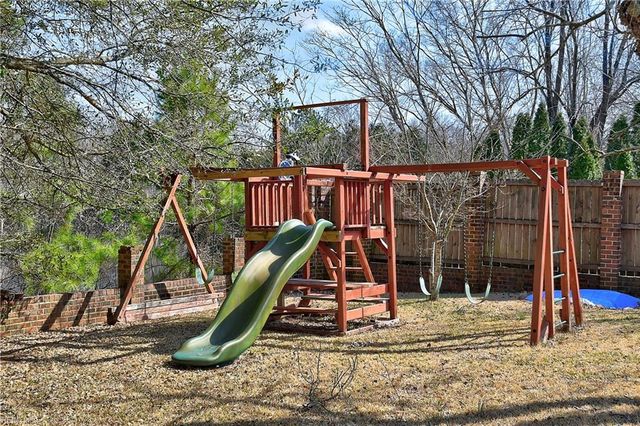 1664 Grey Friars CHSE, Virginia Beach, VA 23456