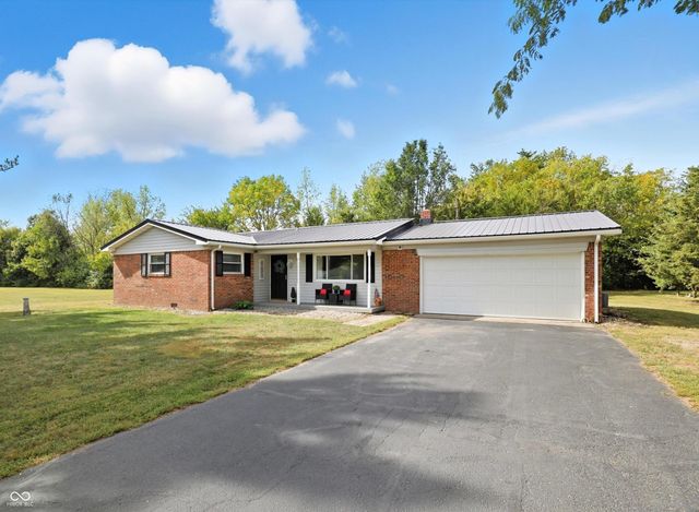 5814 N 400 W, Sharpsville, IN 46068