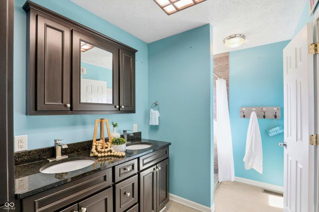 5814 N 400 W, Sharpsville, IN 46068