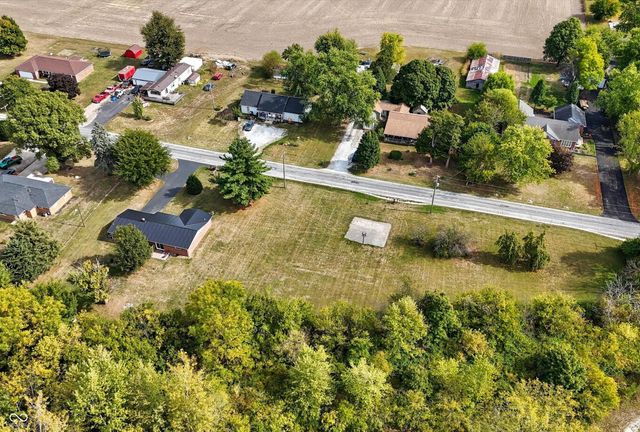 5814 N 400 W, Sharpsville, IN 46068