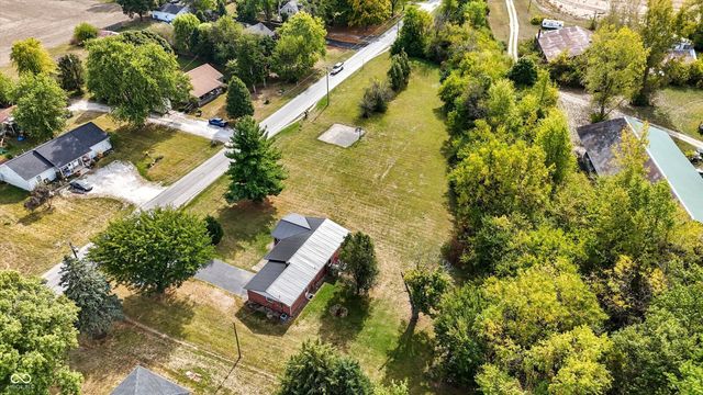 5814 N 400 W, Sharpsville, IN 46068