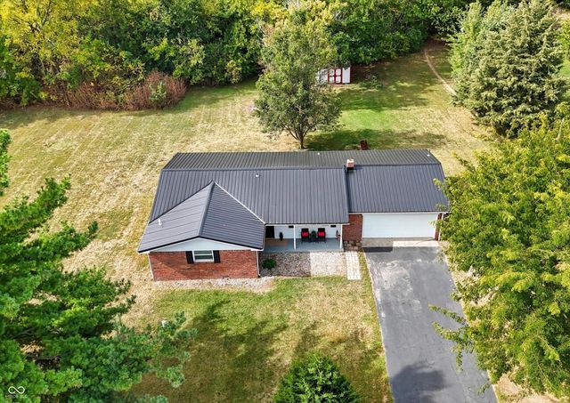 5814 N 400 W, Sharpsville, IN 46068