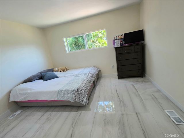 17705 Western 92, Gardena, CA 90248