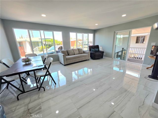 17705 Western 92, Gardena, CA 90248