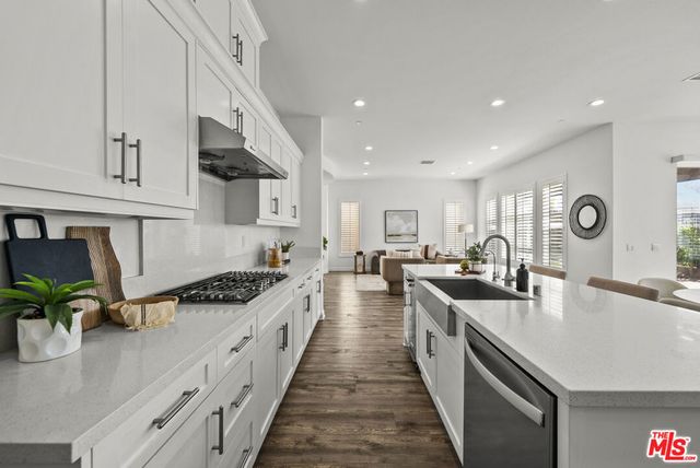 20736 Spruce Circle, Porter Ranch, CA 91326