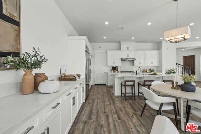 20736 Spruce Circle, Porter Ranch, CA 91326