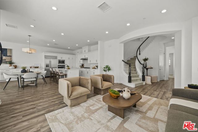 20736 Spruce Circle, Porter Ranch, CA 91326