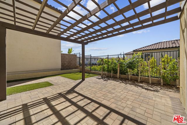 20736 Spruce Circle, Porter Ranch, CA 91326