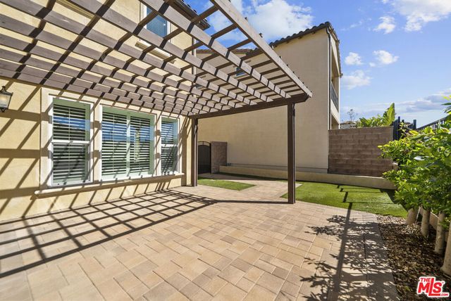 20736 Spruce Circle, Porter Ranch, CA 91326