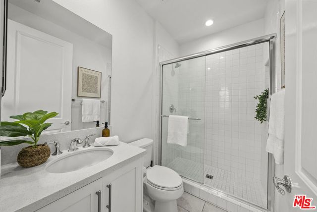 20736 Spruce Circle, Porter Ranch, CA 91326