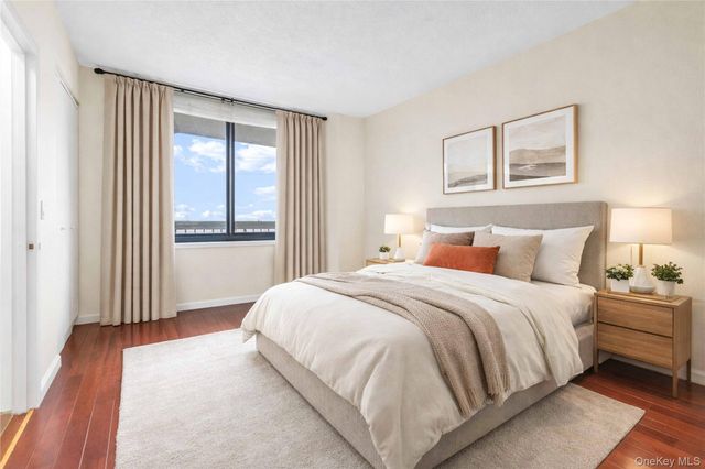 13835 Elder Avenue Penthouse F, Flushing, NY 11355