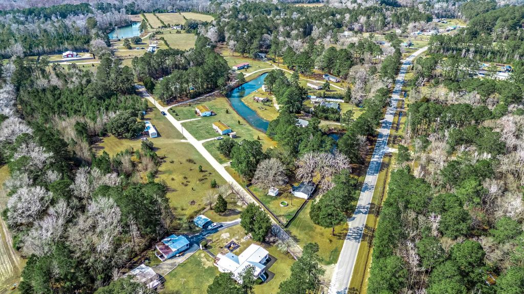 2780 Lees Landing Circle, Conway, SC 29526
