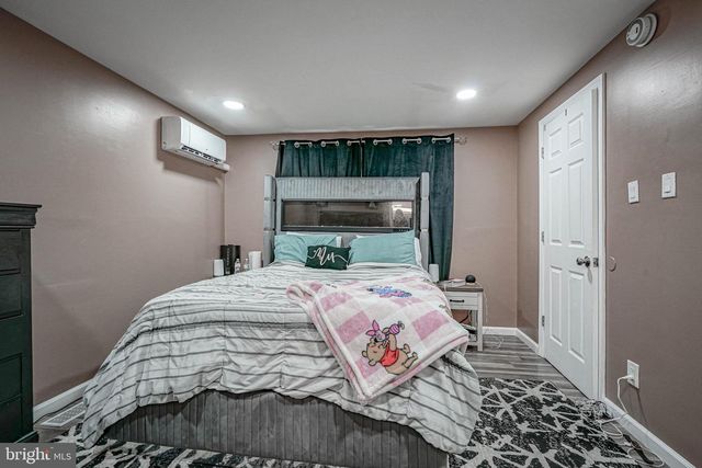 24 PEACHTON LN, Sicklerville, NJ 08081