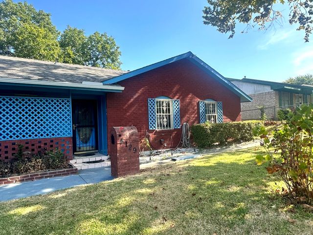 4129 Clark College Drive, Dallas, TX 75241