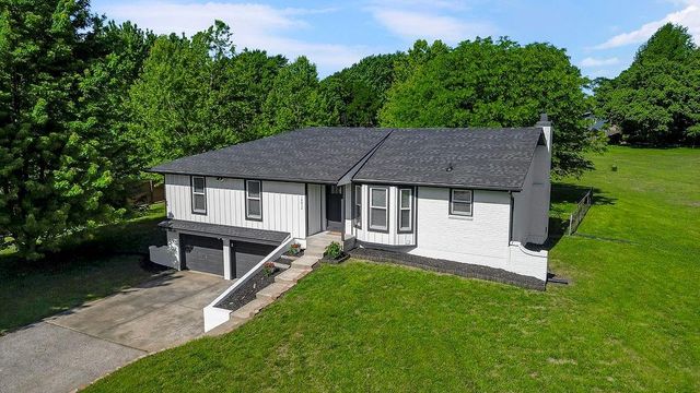 16612 Kentucky Road, Belton, MO 64012