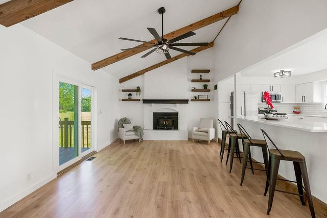 16612 Kentucky Road, Belton, MO 64012