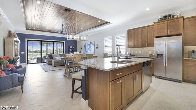 1410 Redona WAY, Naples, FL 34113