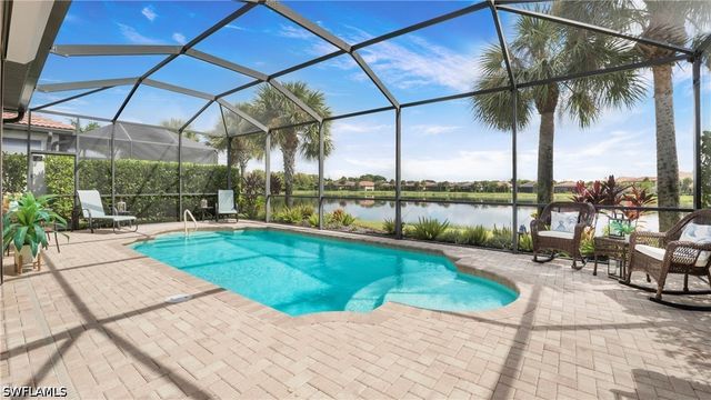 1410 Redona WAY, Naples, FL 34113