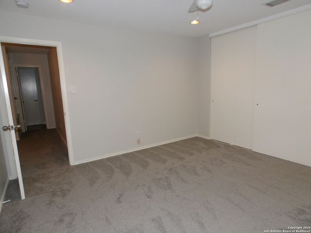 15815 PLEASANT WELL DR, San Antonio, TX 78247