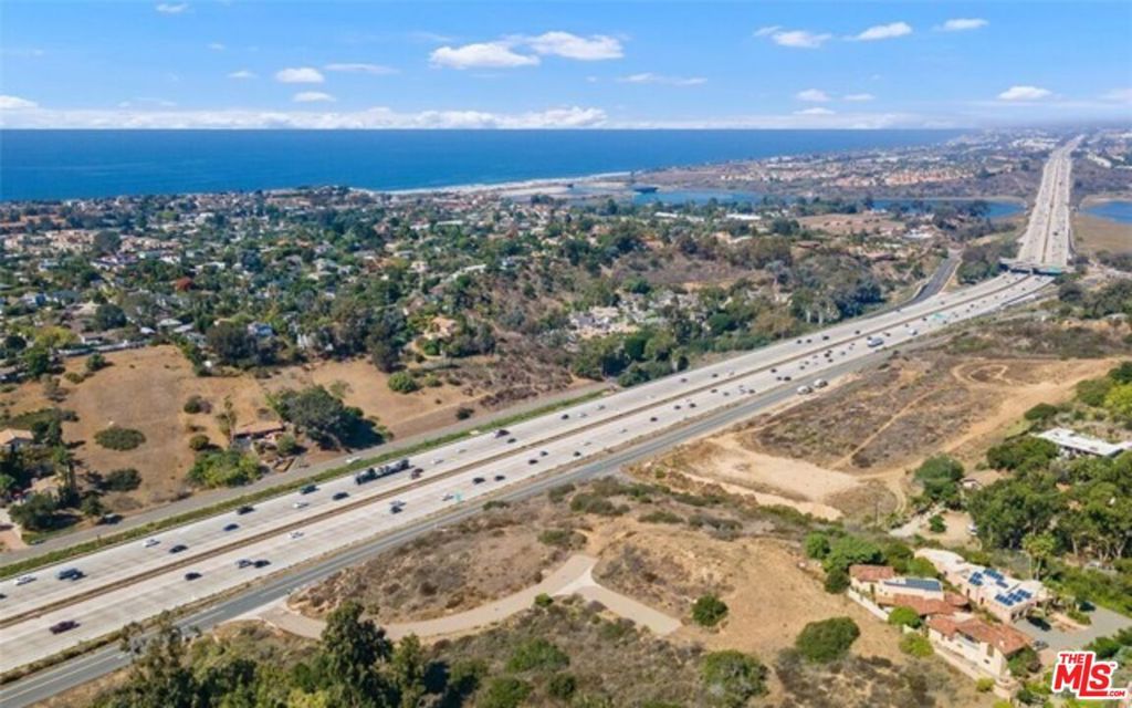 Image 6 of property listing at 0 Christine, Encinitas, CA 92024