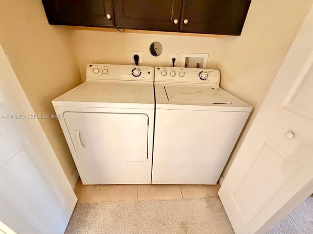 8965 NW 98th Avenue ., Doral, FL 33178