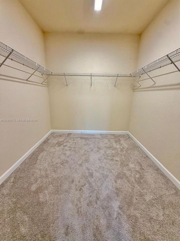 8965 NW 98th Avenue ., Doral, FL 33178