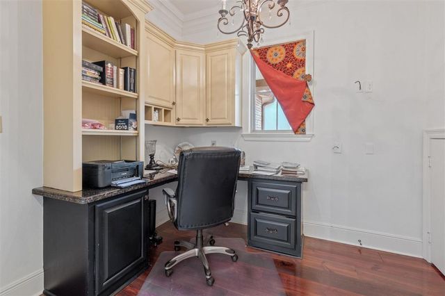 925 Carondelet Street, Lake Charles, LA 70605