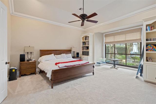 925 Carondelet Street, Lake Charles, LA 70605