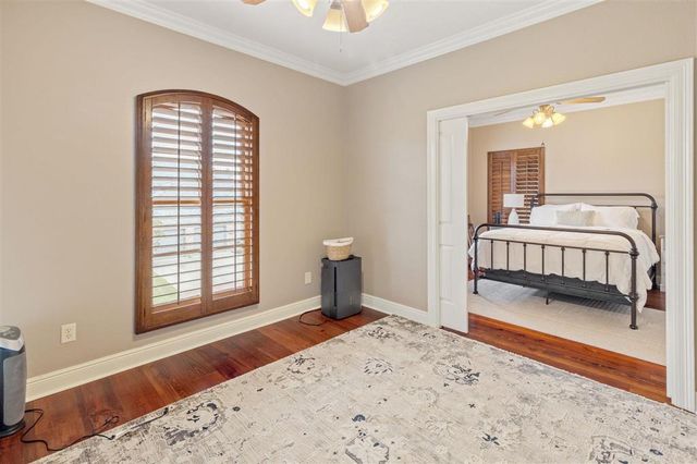 925 Carondelet Street, Lake Charles, LA 70605