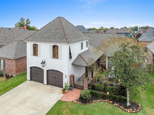 925 Carondelet Street, Lake Charles, LA 70605